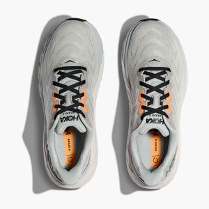 Hoka Arahi 6 running shoes